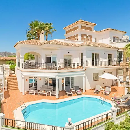 Villa Imaroga *